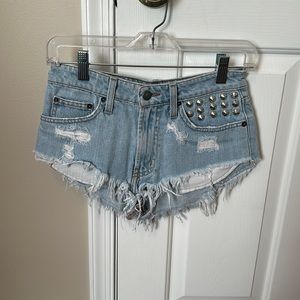 Mogan Charoite CARMAR denim shorts, size 24.